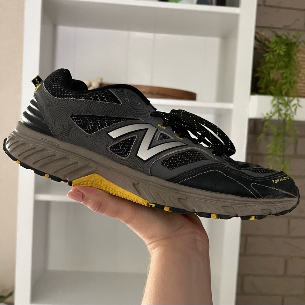 New Balance Gray 510v4 Outdoor Trail Running Sneakers - Picture 2 of 9